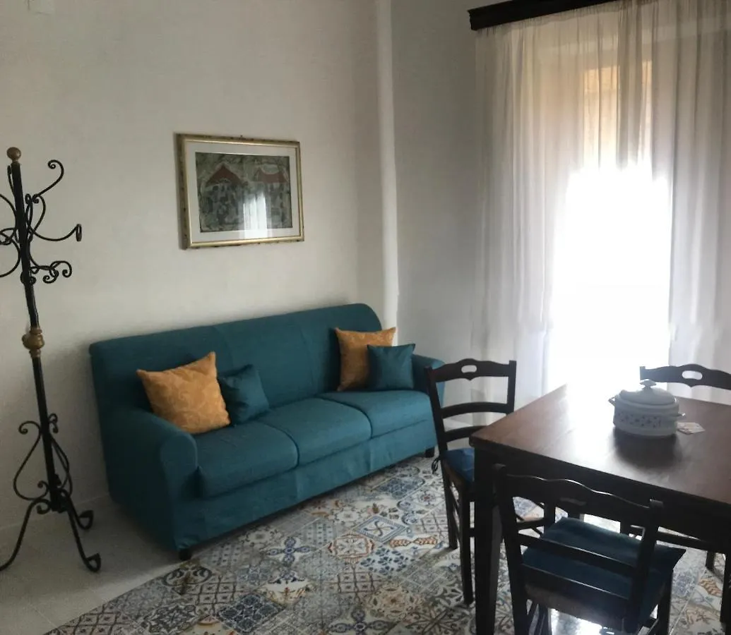 The Holiday House - Arricriati Trapani 0*,  Italia